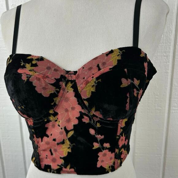 Fashion Nova Women Sleeveless Velvet Bustier Top Black Grunge Whimsigoth Small - Picture 3 of 8